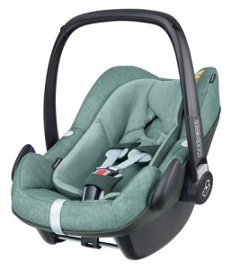 Babyschale "Pebble Plus" von Maxi-Cosi in der 2017er-Kollektionsfarbe "Nomad Green"