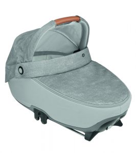 Maxi-Cosi Jade ist die erste nach der Norm R129 geprüfte und akzeptierte Babywanne für den Transport im Auto.