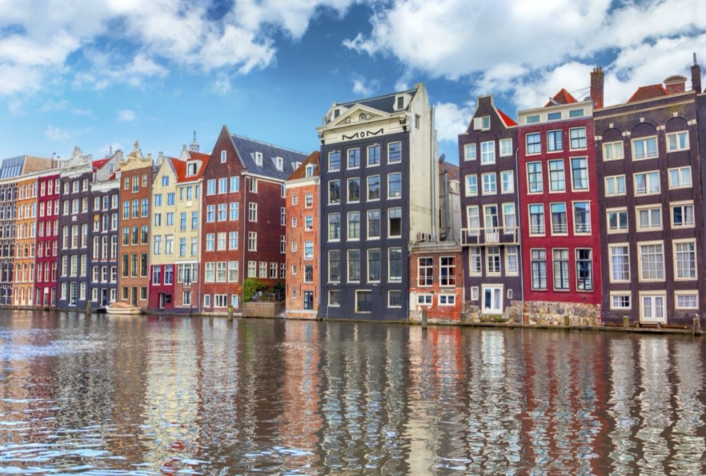 Die Sunday School zieht Anfang 2024 von Utrecht nach Amsterdam. Foto: Aidsa/AdobeStock